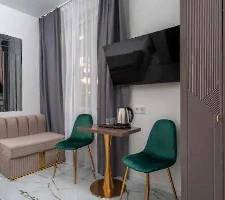 Apartment Burberry